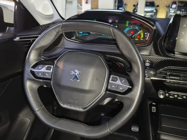 Peugeot e-208 50 kWh Active Pack 10