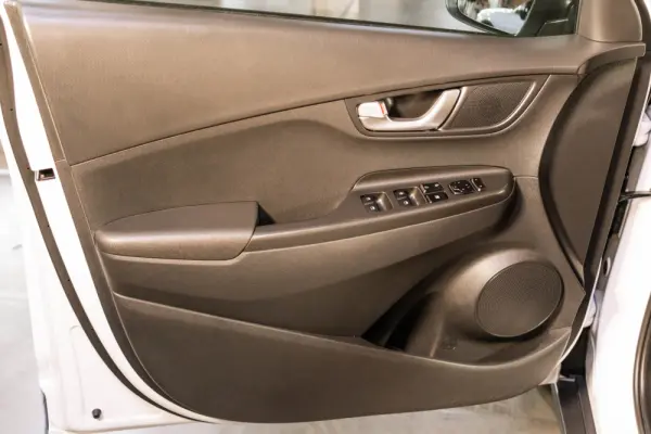 Hyundai Kauai Select 37