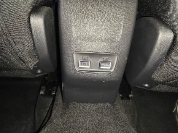 Peugeot e-2008 54 kWh Allure Allure 17