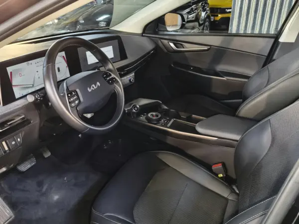 Kia EV6 77,4-kWh Business 19