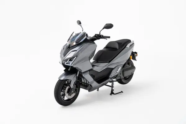 Efun Lion 180 3