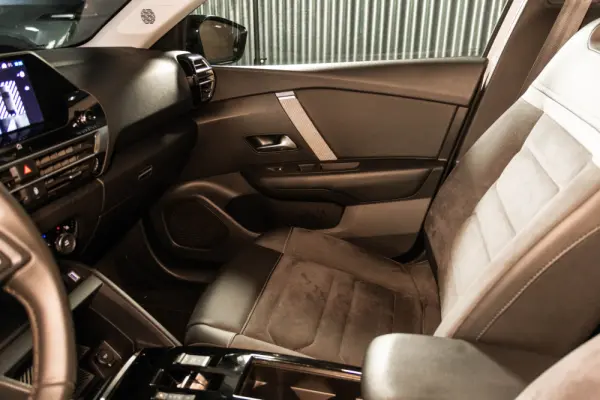 Citroën e-C4 50 kWh E-Series Collection 37