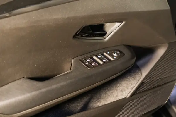 Renault Mégane E-Tech EV60 220hp optimum charge Techno 16