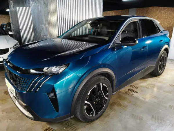 Peugeot E-3008 73 kWh Allure 7