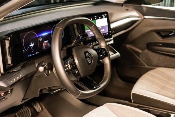 Renault Mégane E-Tech EV60 220hp optimum charge Equilibre 15