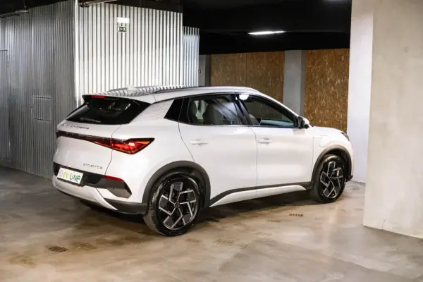 BYD Atto 3 60.48 kWh Design 11