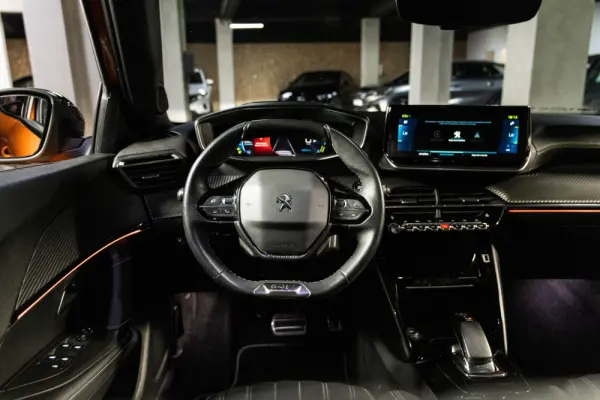 Peugeot e-2008 GT Pack 19