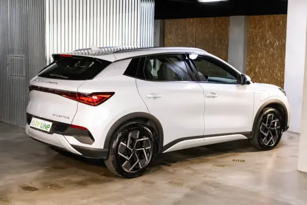 BYD Atto 3 60.48 kWh Design 9