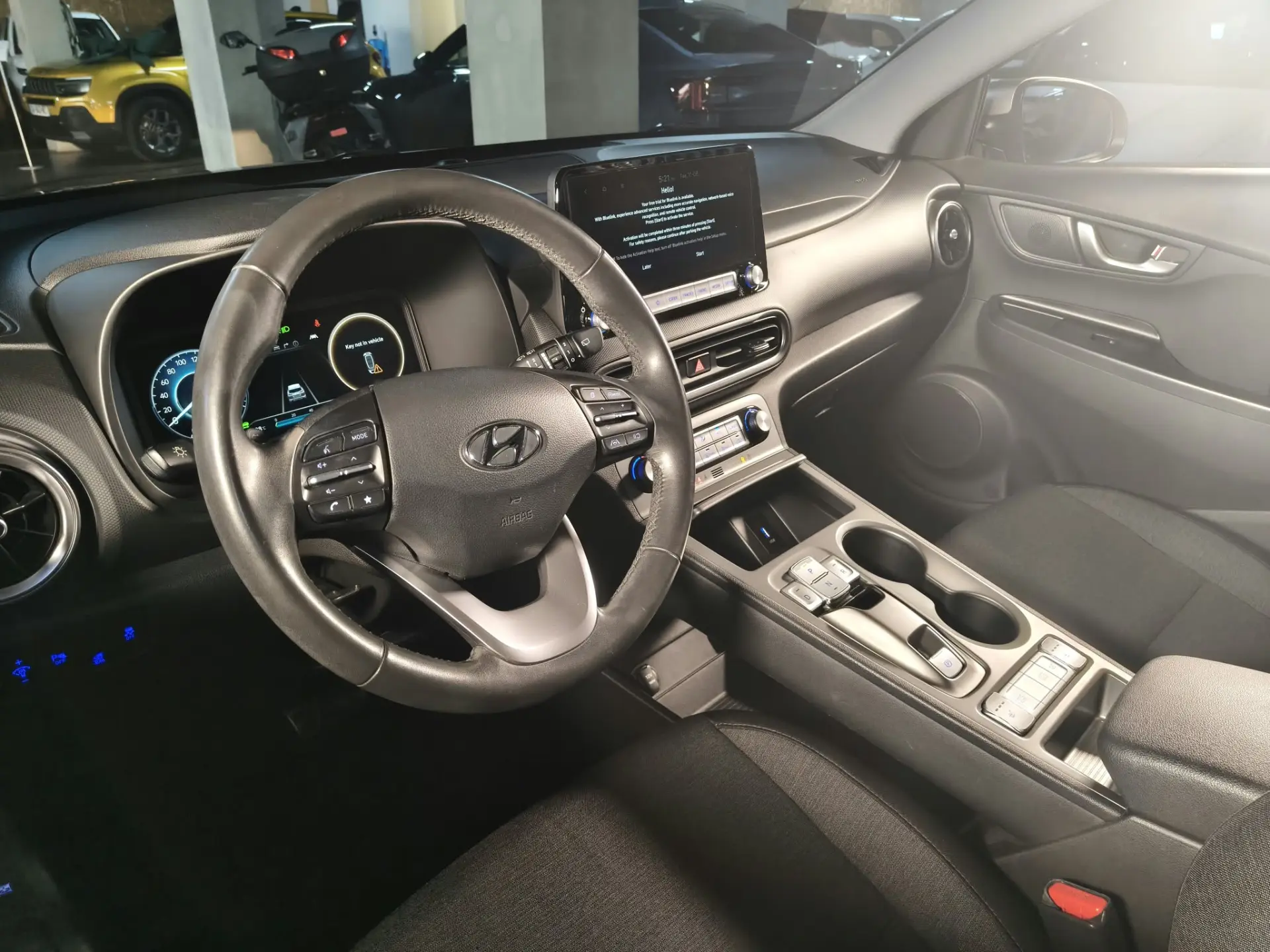 Hyundai Kauai 64 kWh Vanguard 28