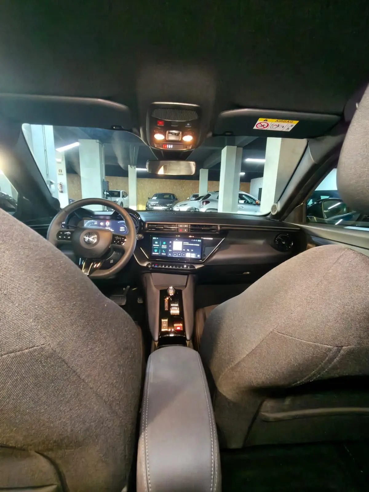 Alfa Romeo Junior Elletrica 50 kWh 11