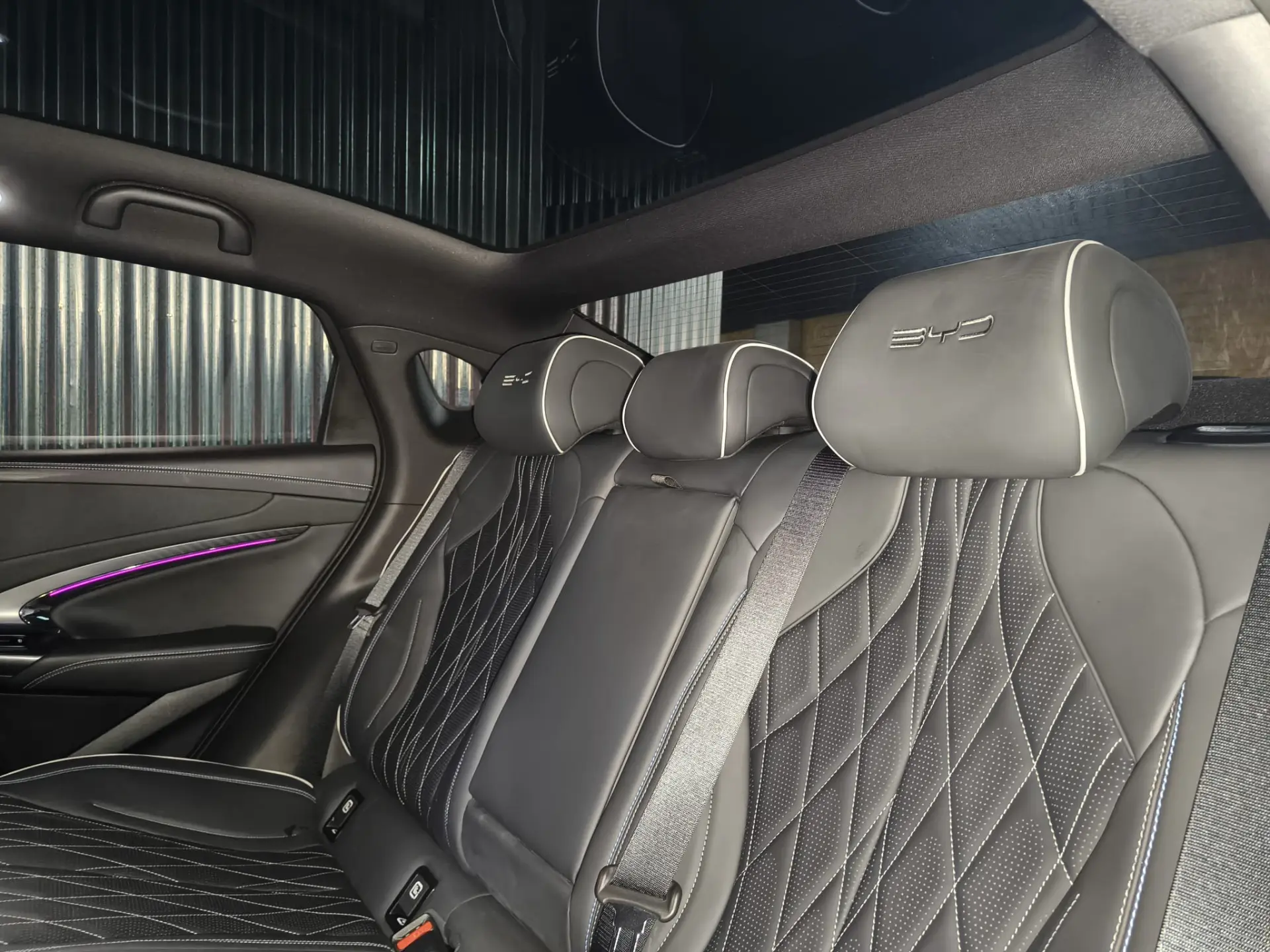 BYD Seal 82.5 kWh Design 34
