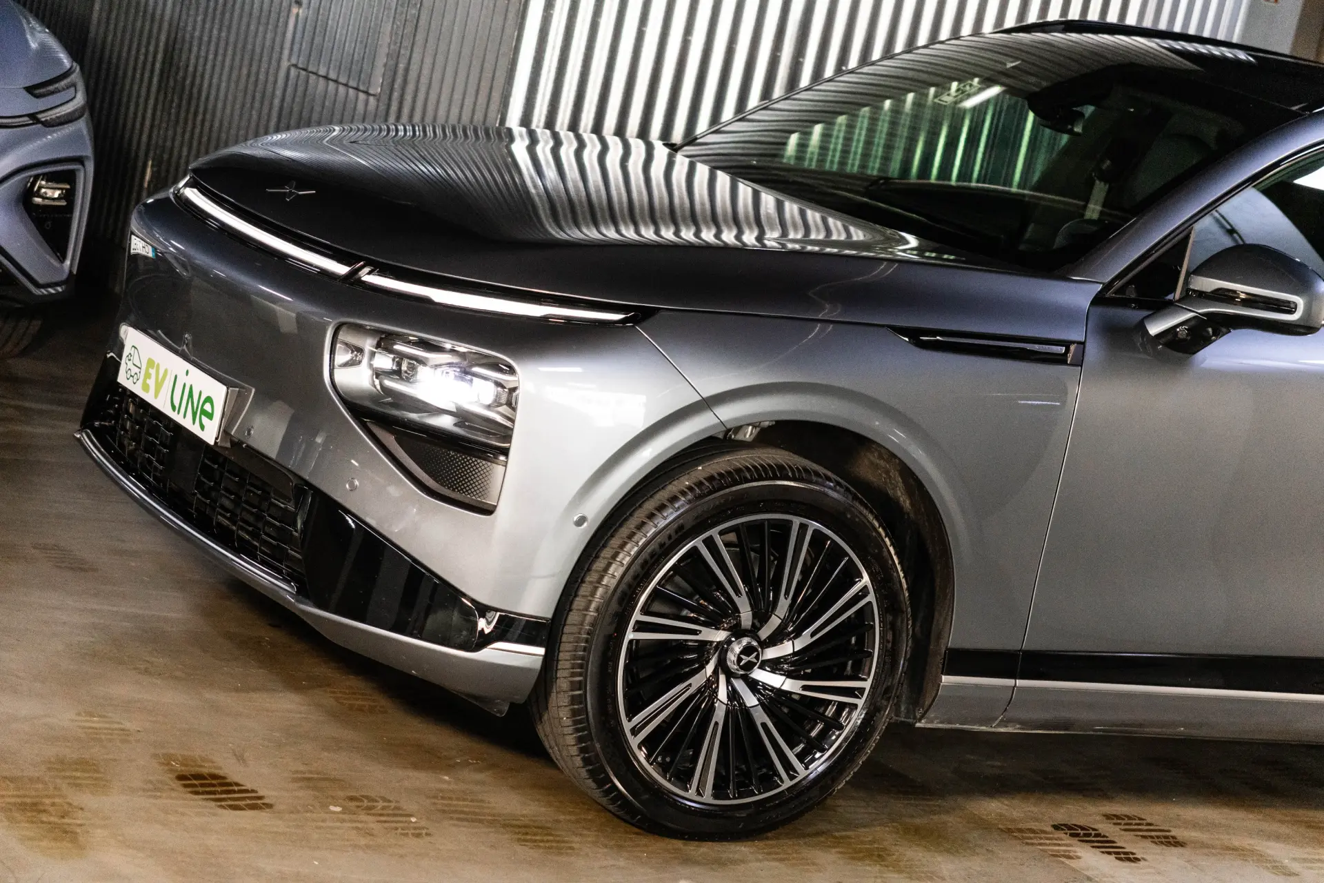 Xpeng G9 93.1 kWh Long Range+Premium Seat & Audio Pack 13