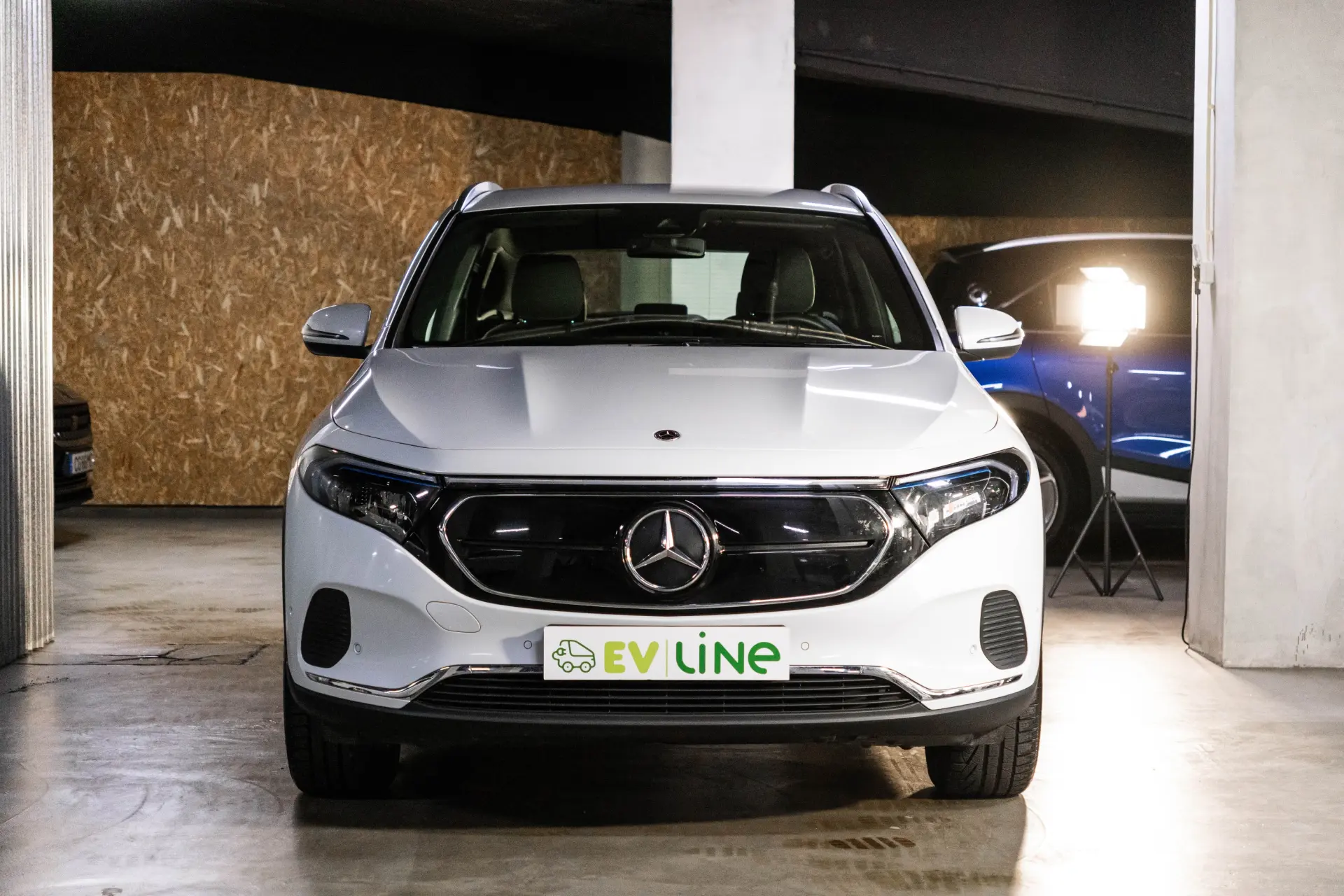 Mercedes-Benz EQA 250+ Progressive 5