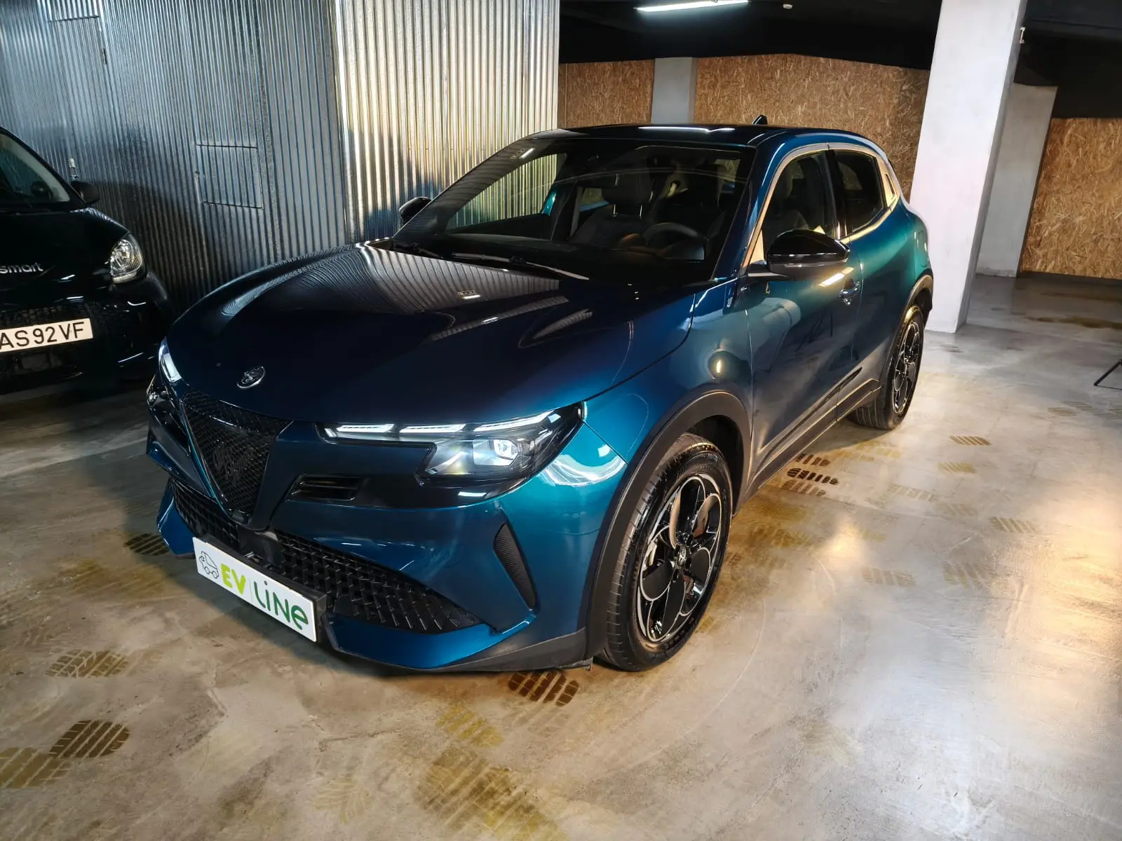 Alfa Romeo Junior Elletrica 50 kWh 37