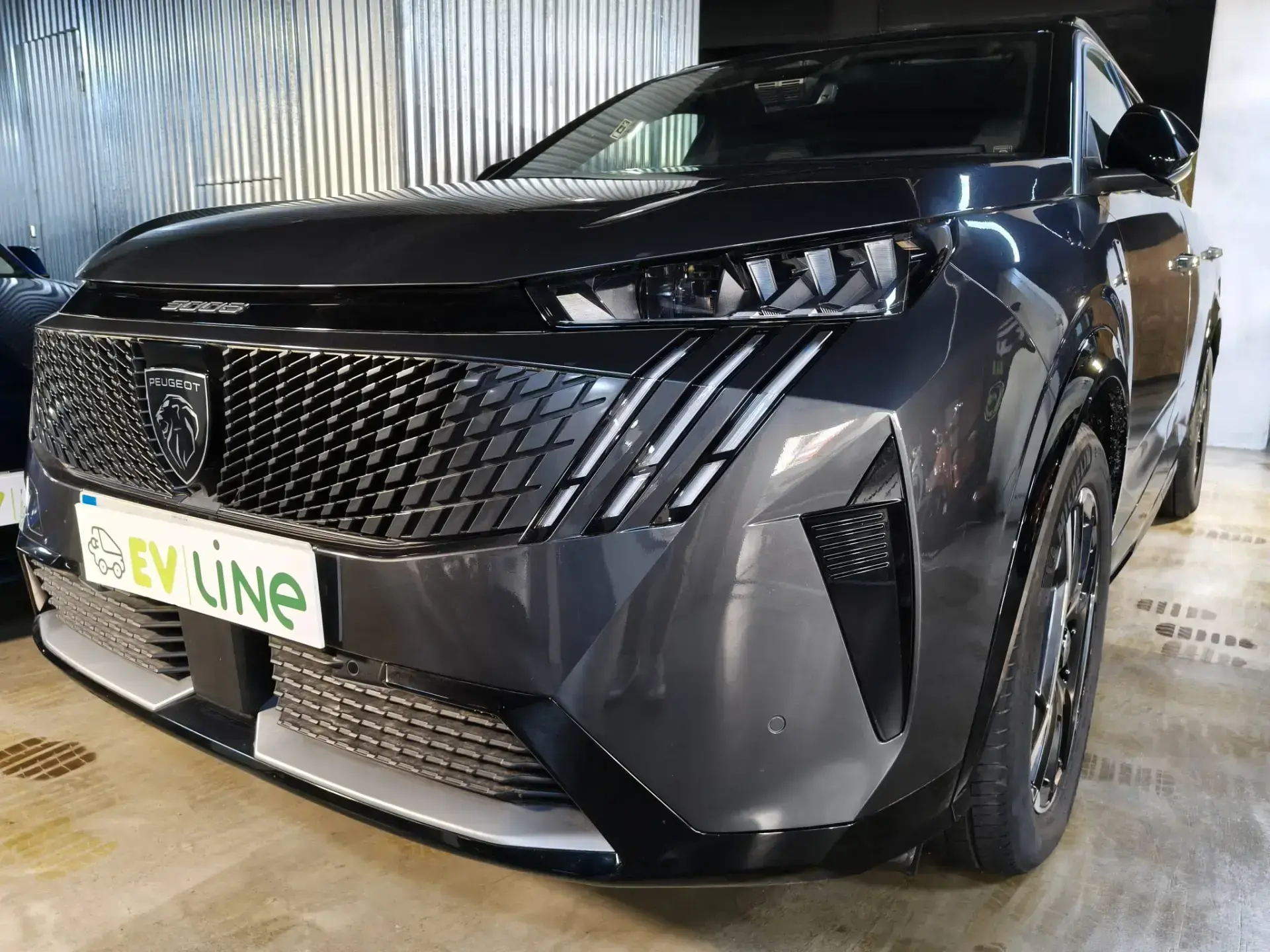 Peugeot E-5008 73 kWh GT 6