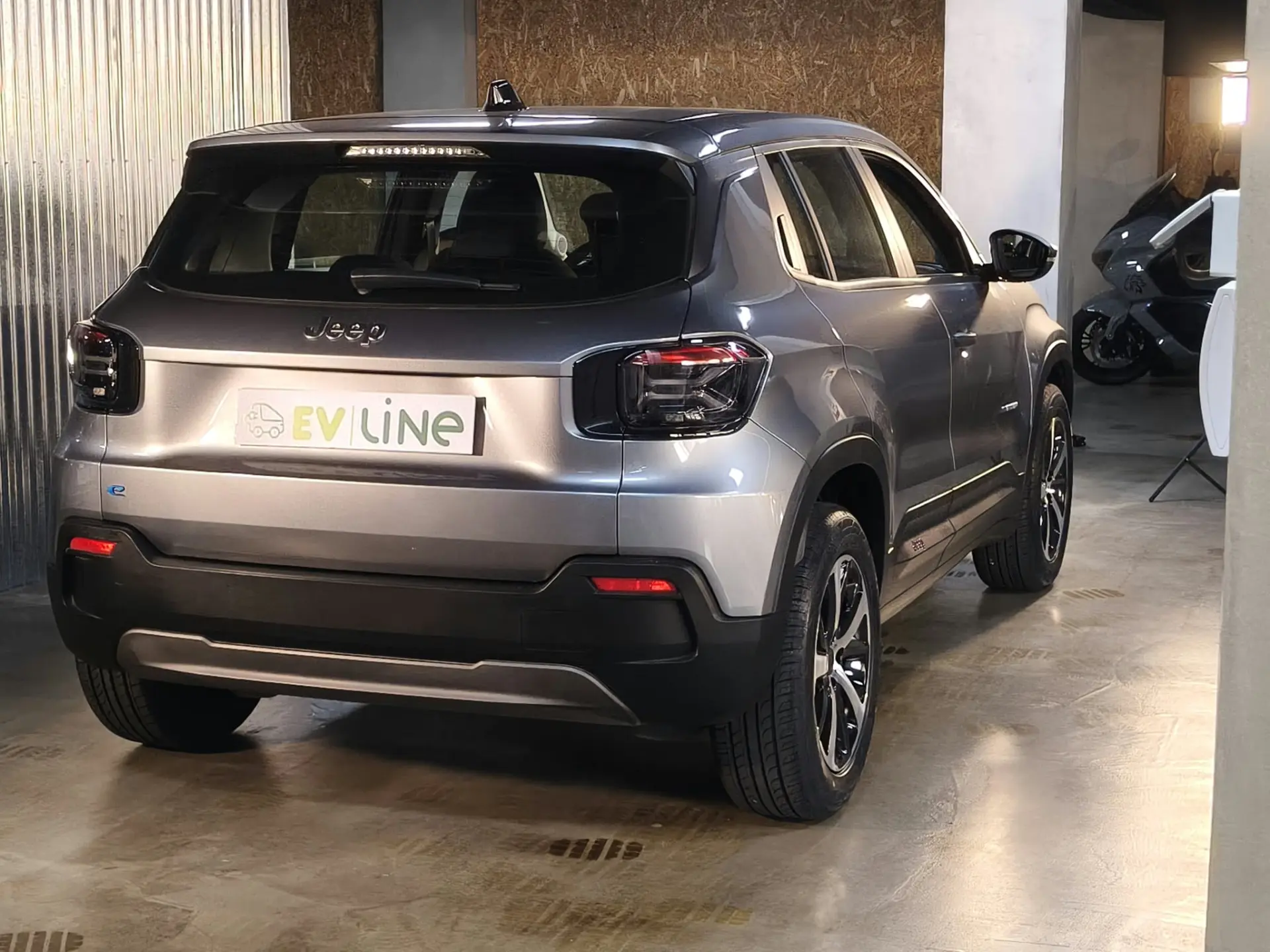 Jeep Avenger 54 kWh Longitude 12