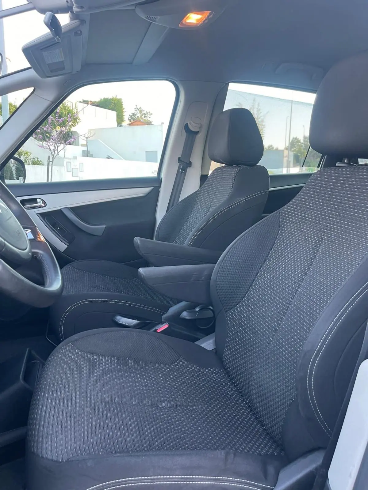 Citroën C4 Picasso 1.6 HDi Business Pack CMP6 8