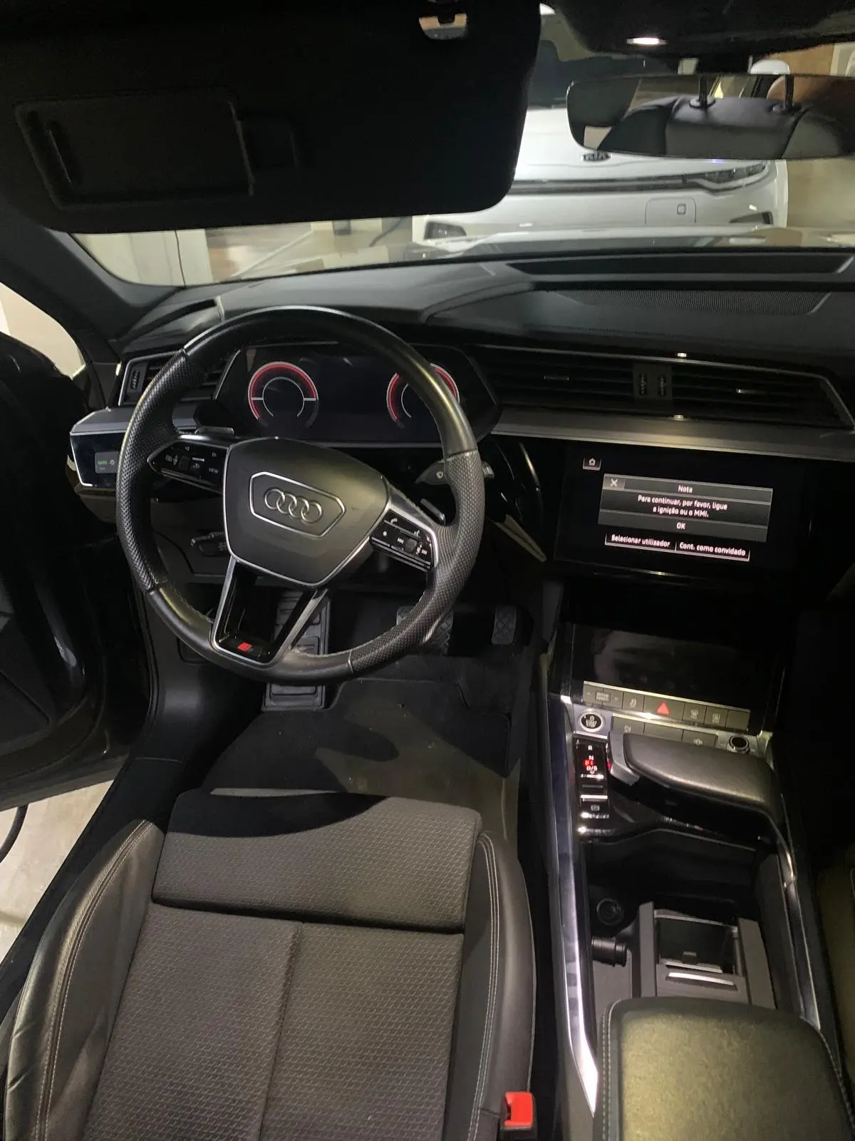 Audi e-tron 55 quattro 5