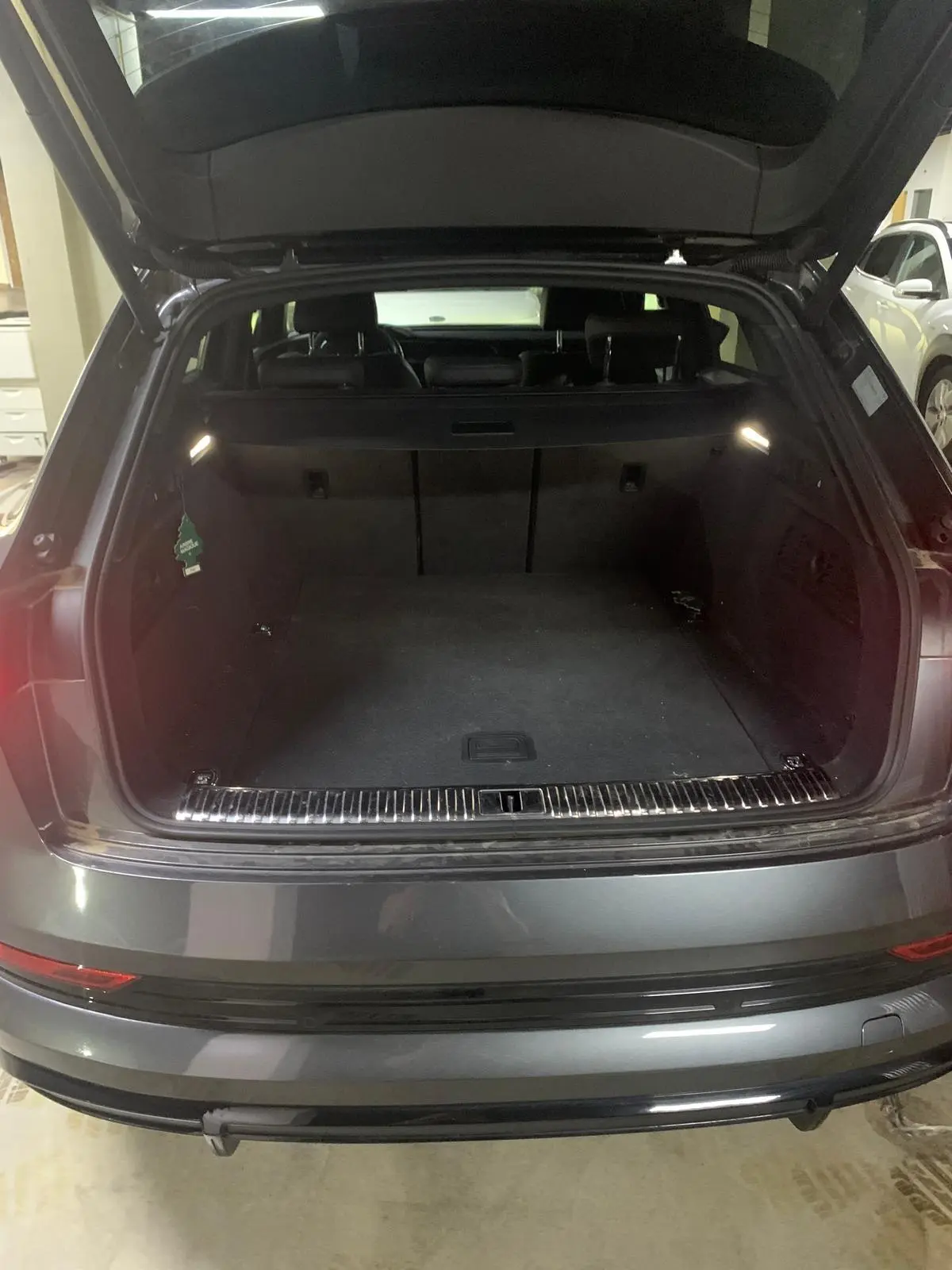 Audi e-tron 55 quattro 8