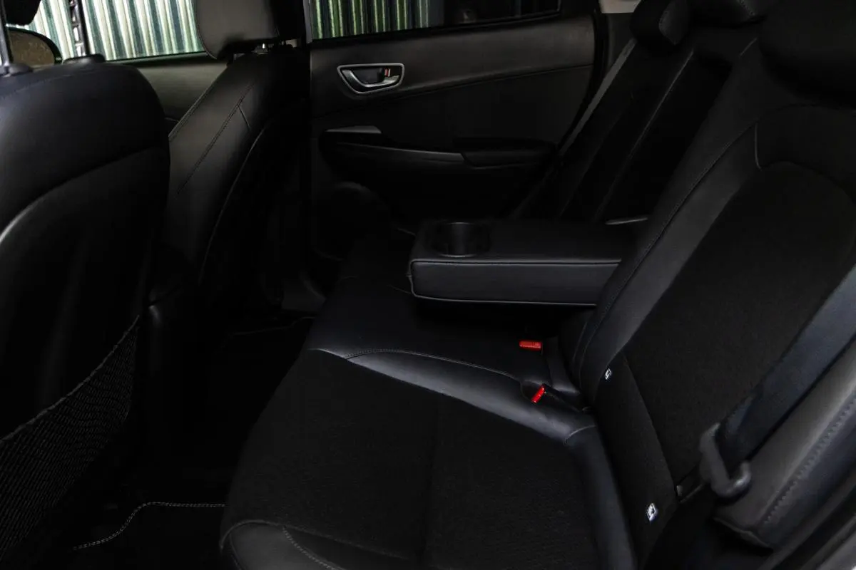 Hyundai Kauai EV 64 kWh EV Style 42