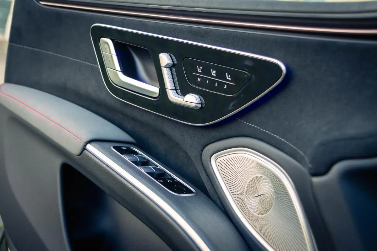 Mercedes-Benz EQS 580 4Matic 33