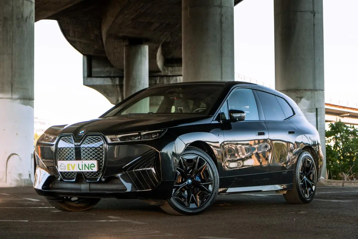 BMW iX2 M60 2