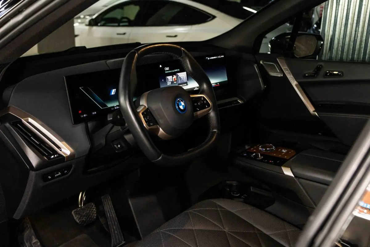 BMW iX2 M60 47