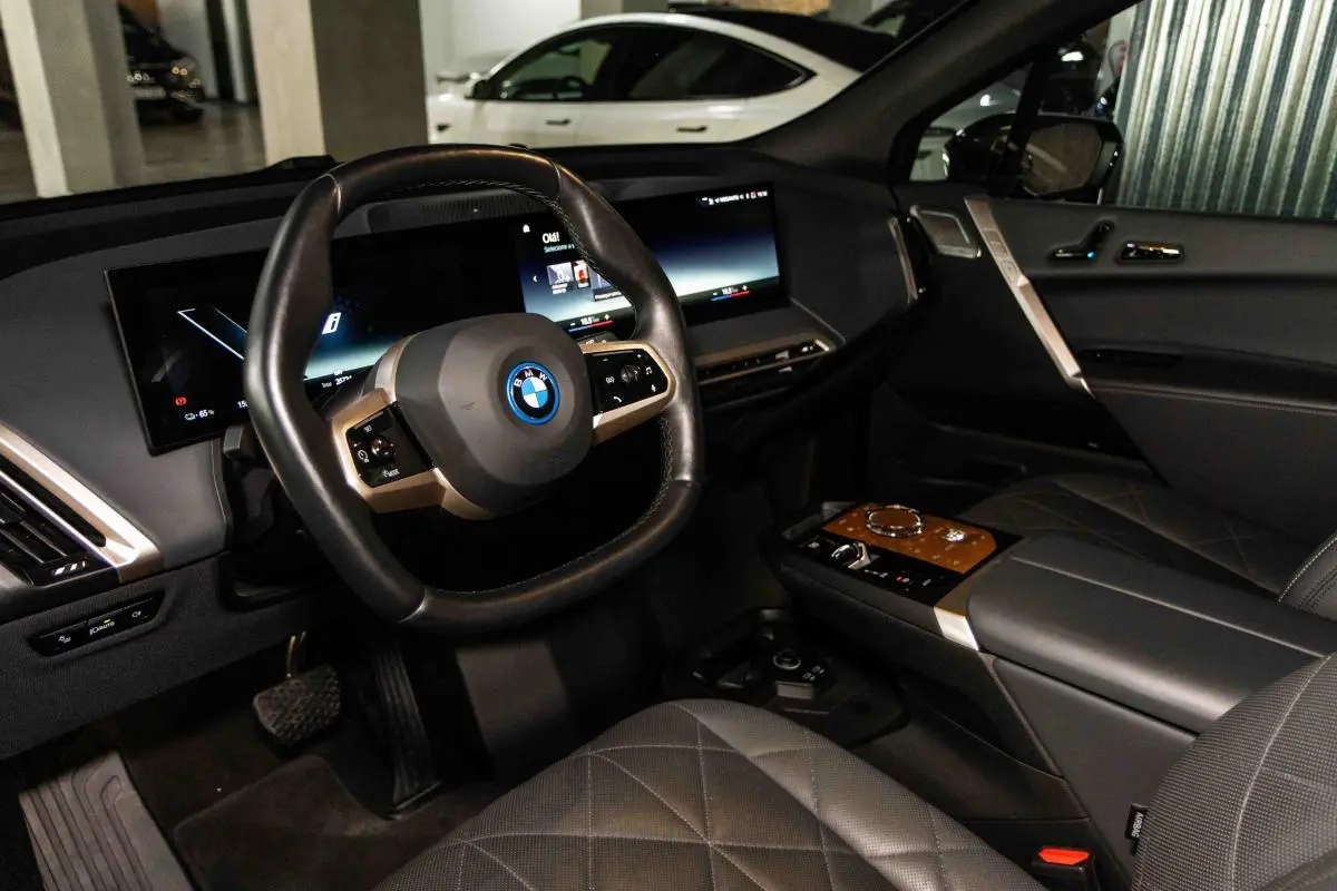 BMW iX2 M60 48