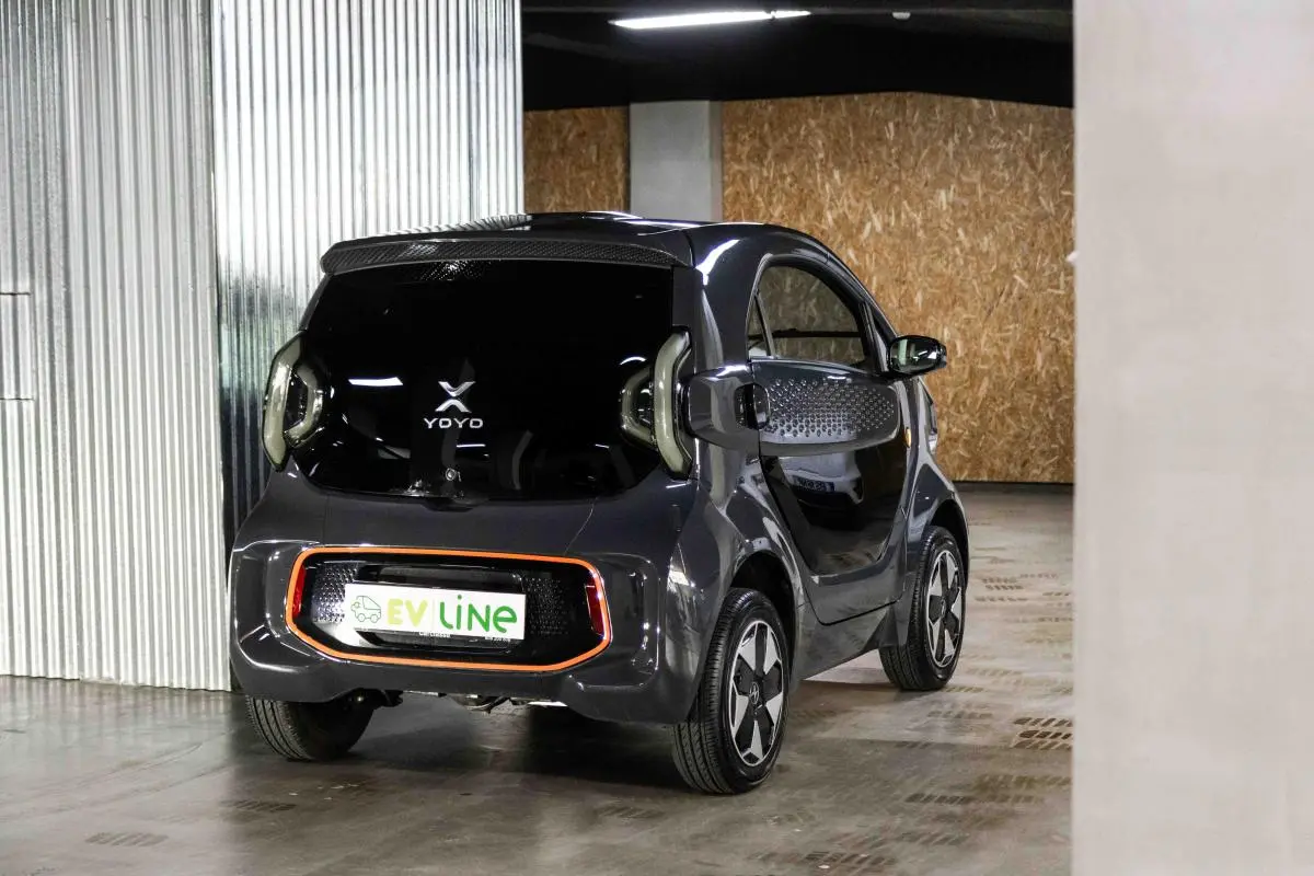 XEV Yoyo 9