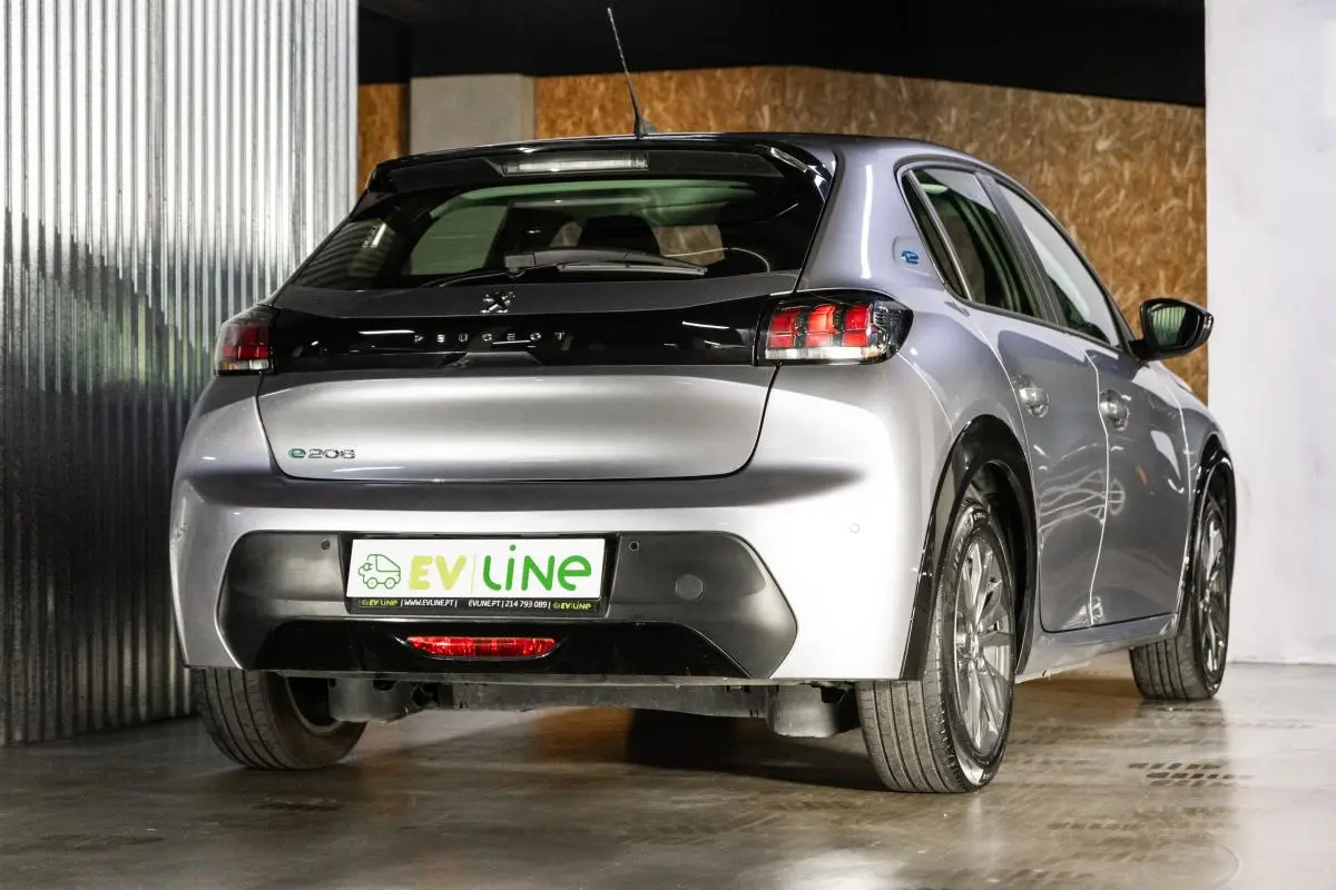 Peugeot e-208 50 kWh Active 9