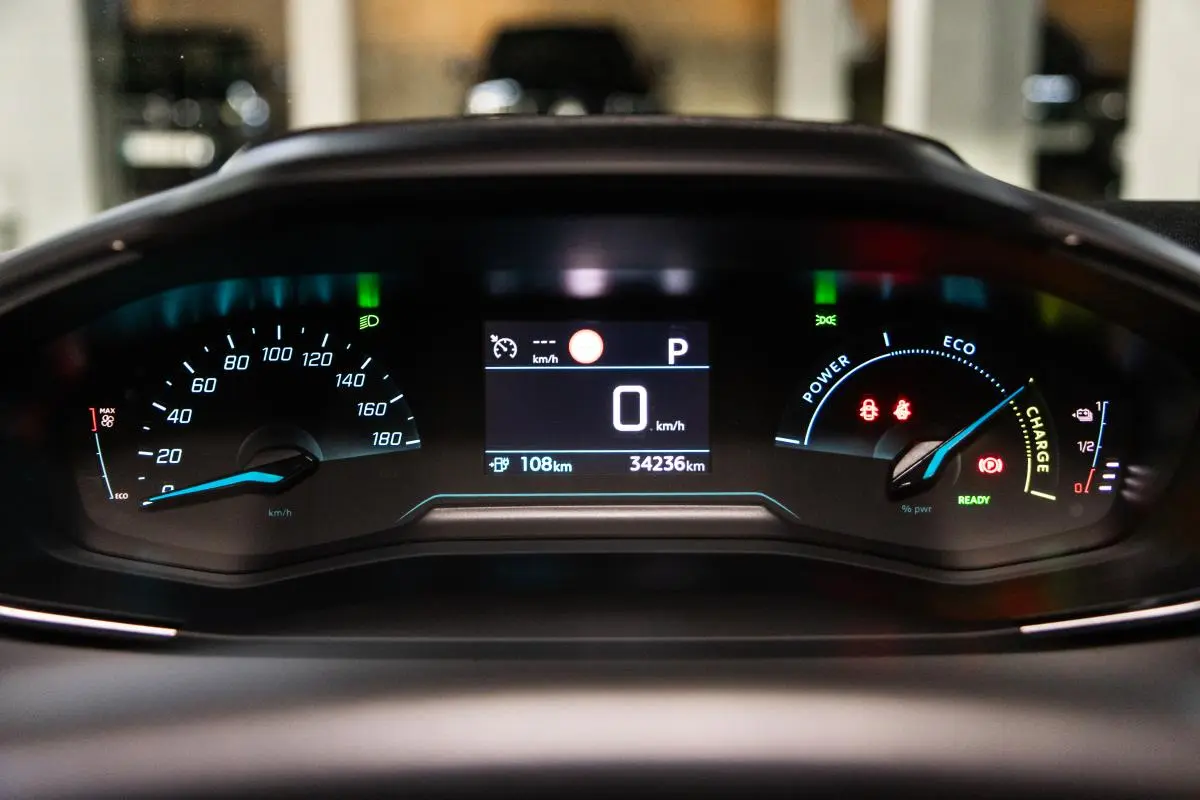 Peugeot e-208 50 kWh Active 24