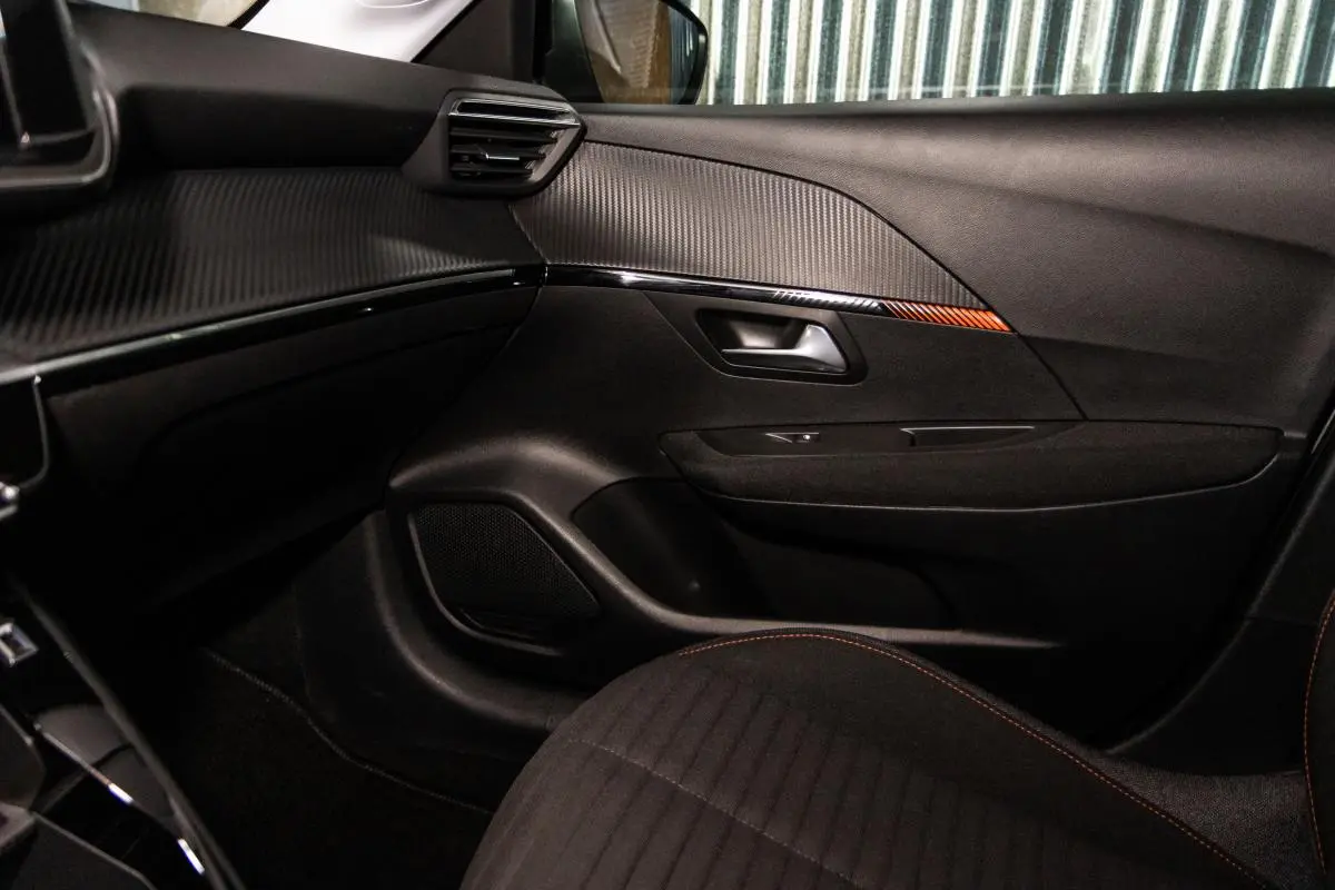 Peugeot e-208 50 kWh Active 37