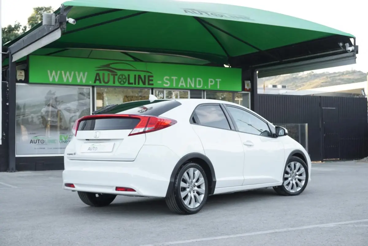 Honda Civic 2.2 i-DTEC Sport 9