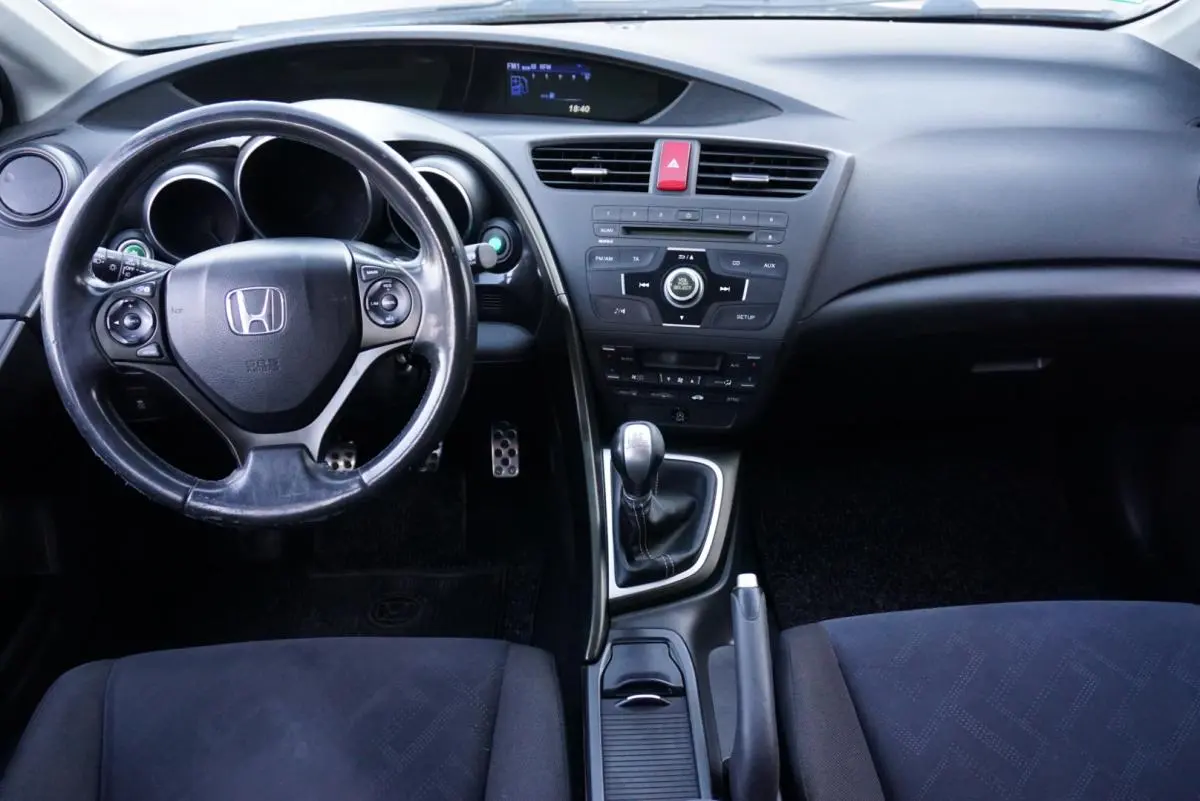Honda Civic 2.2 i-DTEC Sport 15