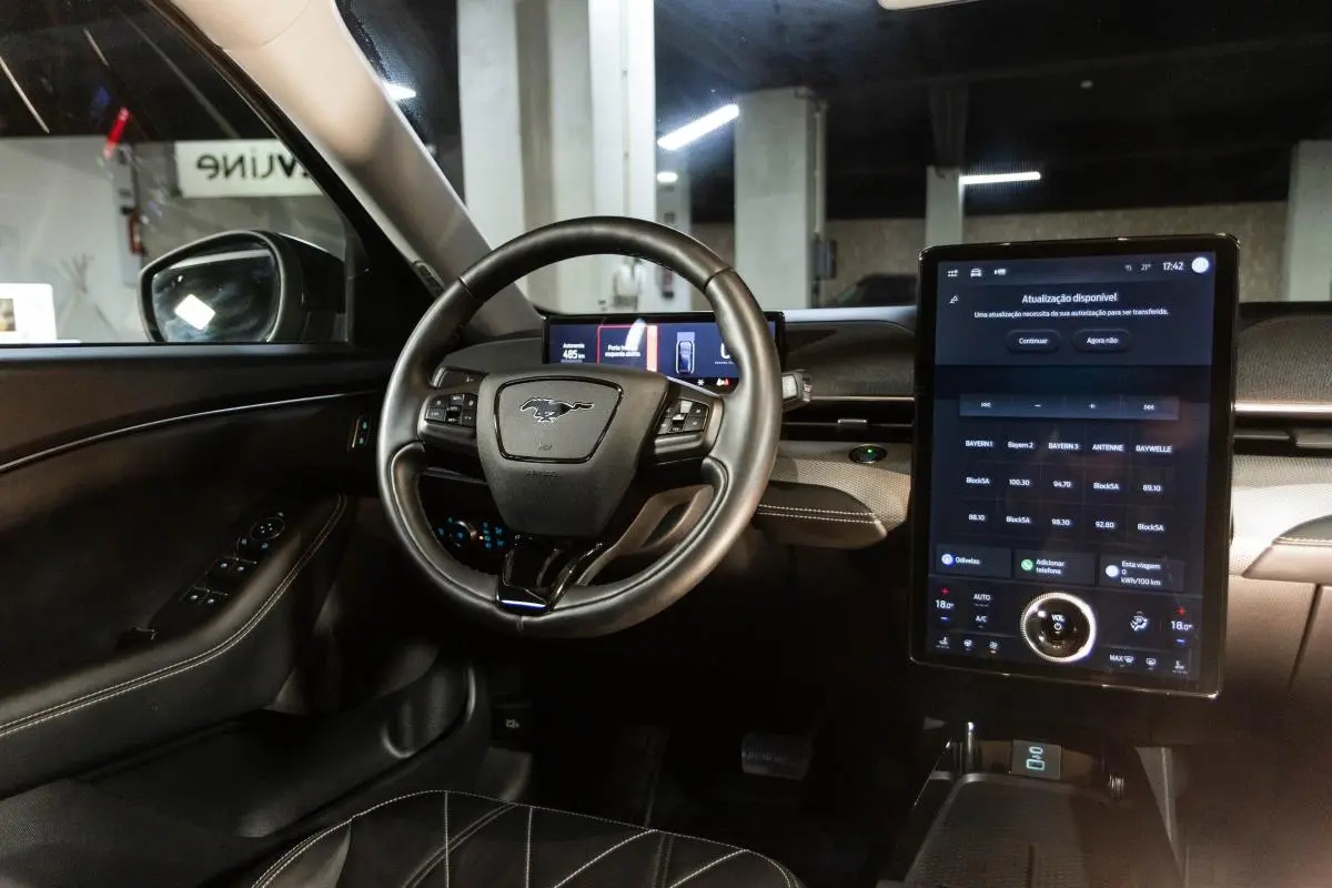 Ford Mustang Mach-E Alargada 21
