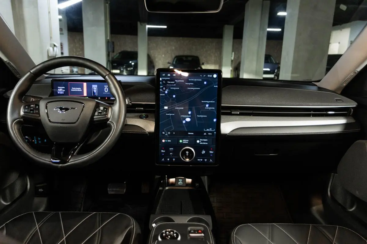 Ford Mustang Mach-E Alargada 23