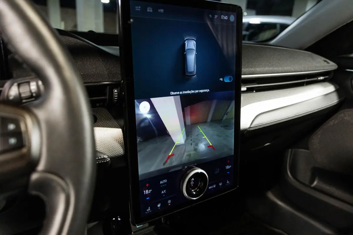 Ford Mustang Mach-E Alargada 28