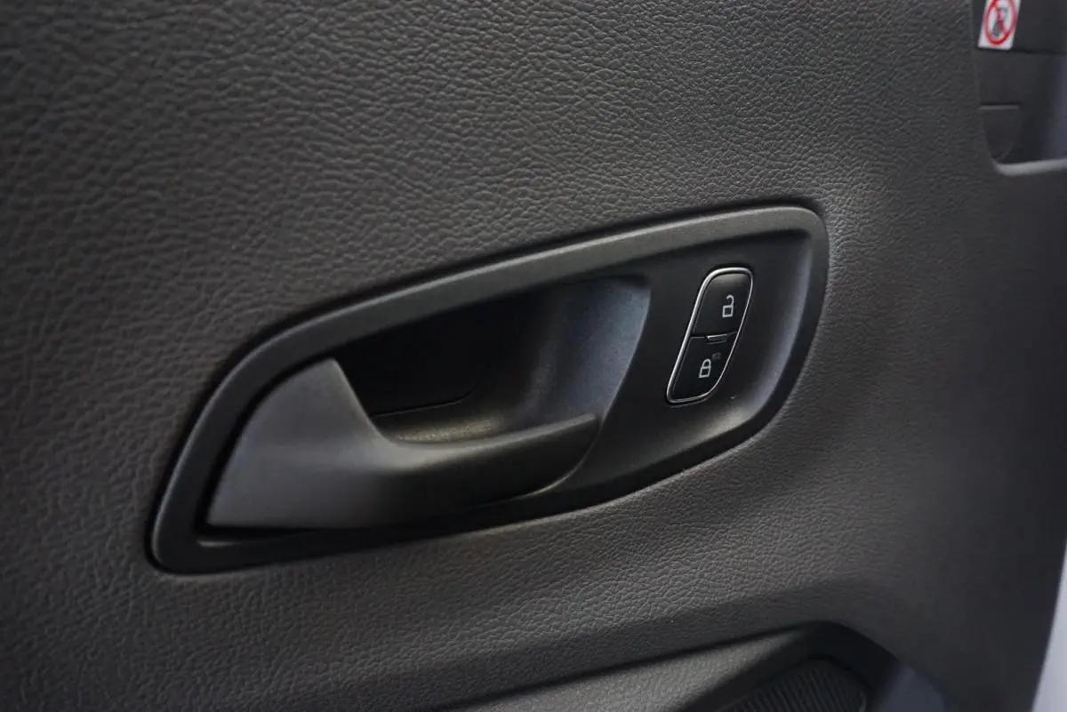 Ford e-Transit Custom L2H2 75 Kwh PRO POWER ONBOARD 18