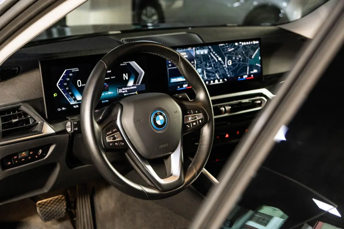 BMW i4 eDrive40 25