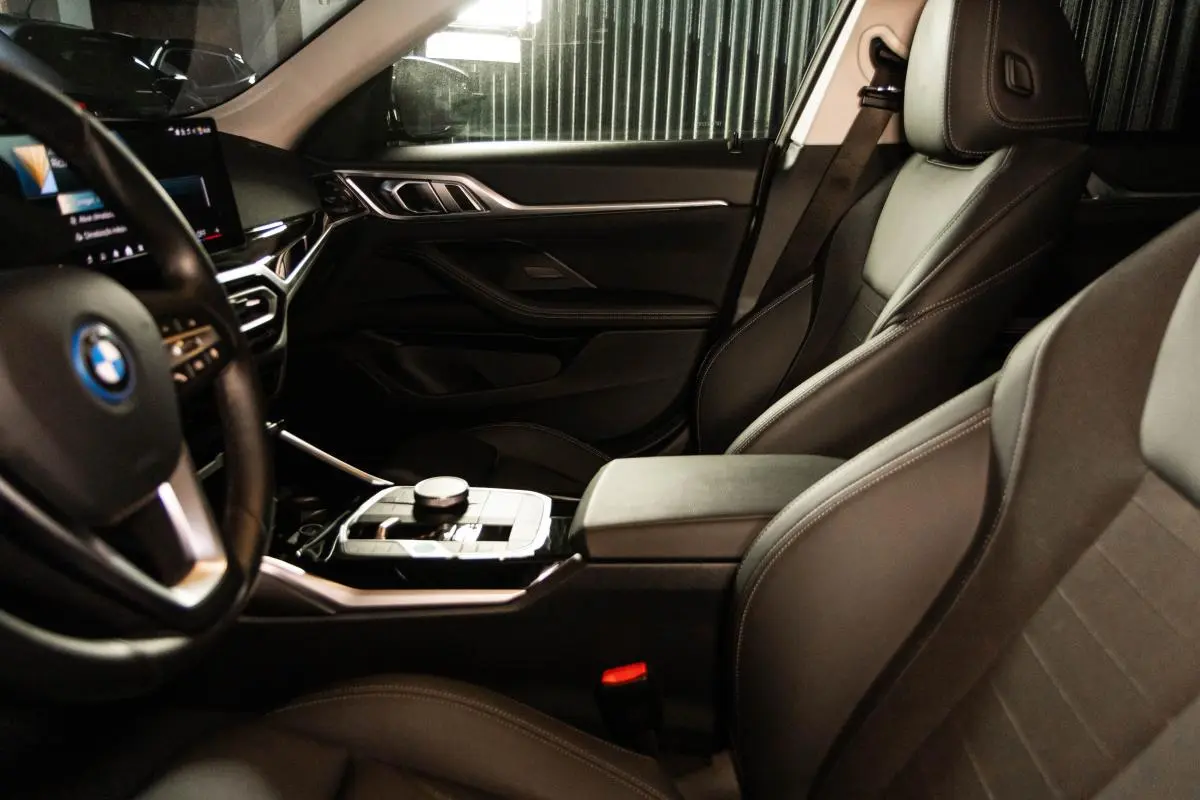 BMW i4 eDrive40 41