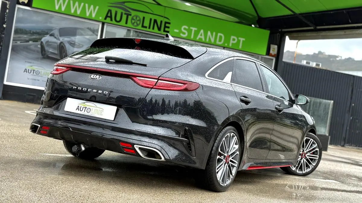Kia ProCeed 1.6 T-GDI GT 7DCT 10