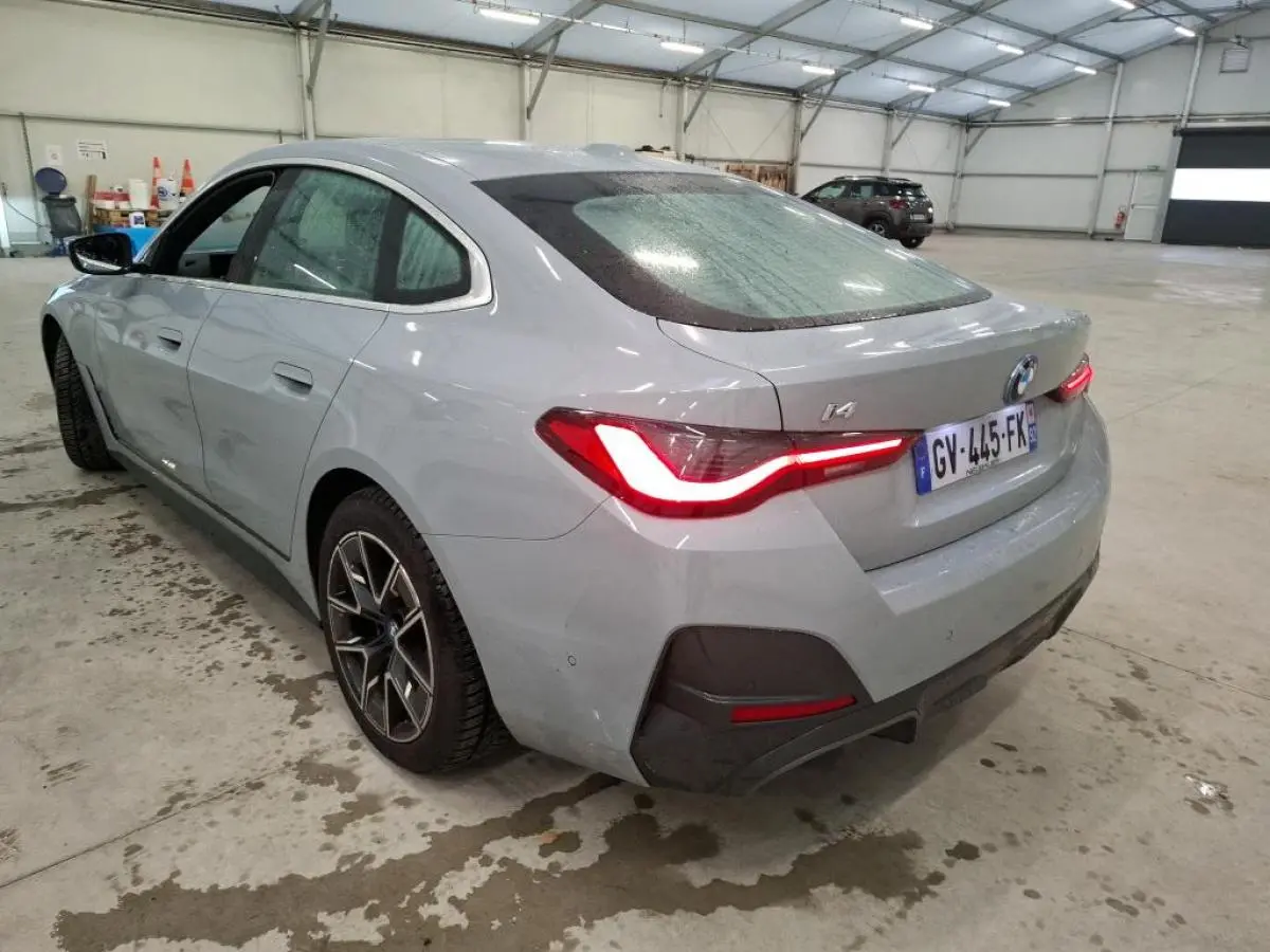 BMW i4 eDrive40 M Sport 4