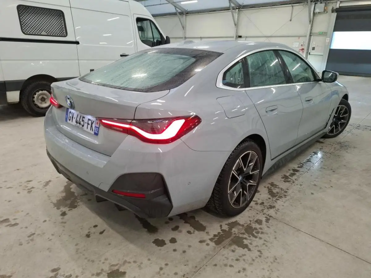 BMW i4 eDrive40 M Sport 5