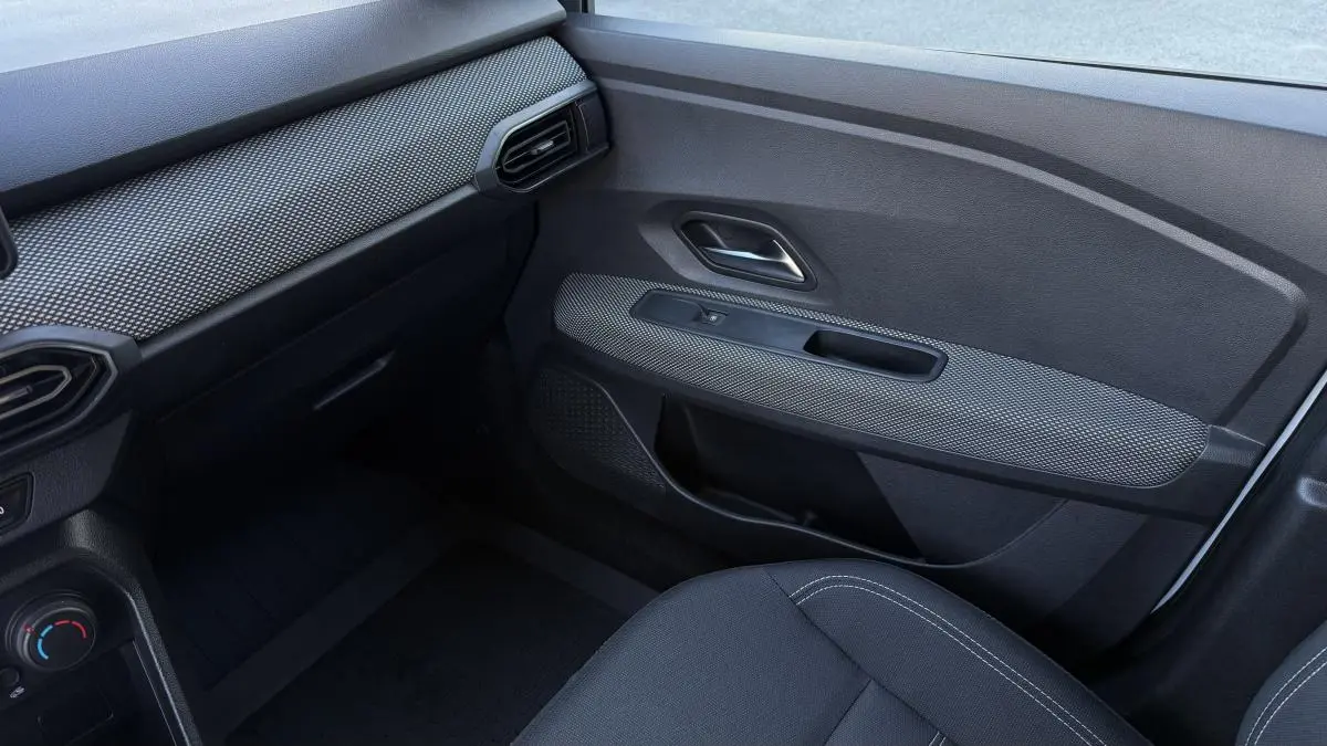 Dacia Jogger 1.0 ECO-G Comfort 7L Bi-Fuel 17