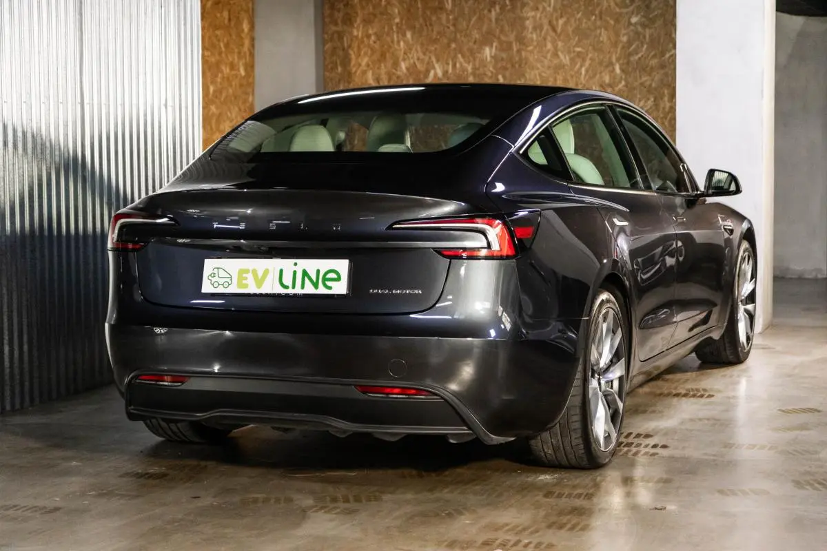 Tesla Model 3 Long Range Tração Integral 11