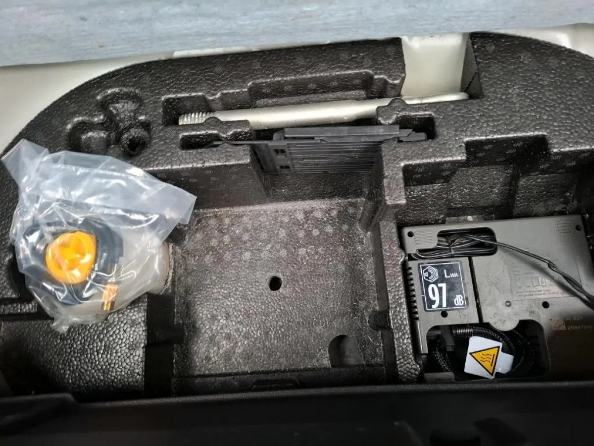 Peugeot e-208 Active Pack 10