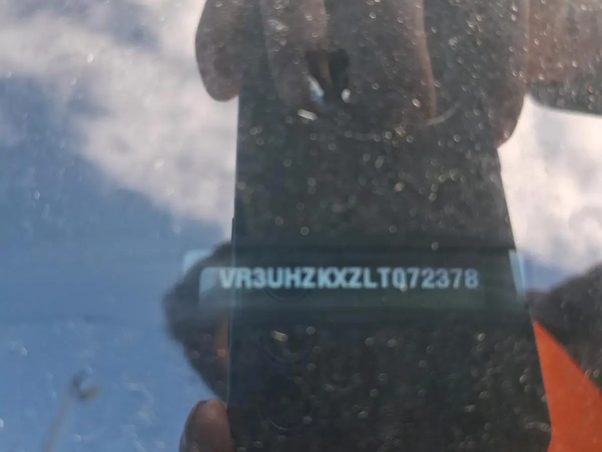 Peugeot e-208 Active Business 11