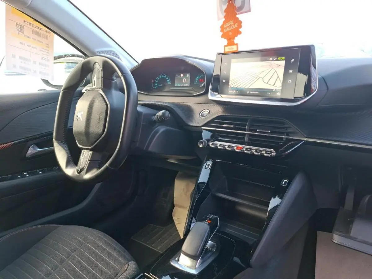 Peugeot e-208 Active Business 15