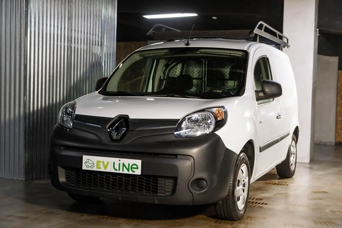 Renault Kangoo Z.E. 33 KW - IVA DEDUTIVÉL - BATERIAS PRÓPRIAS 3