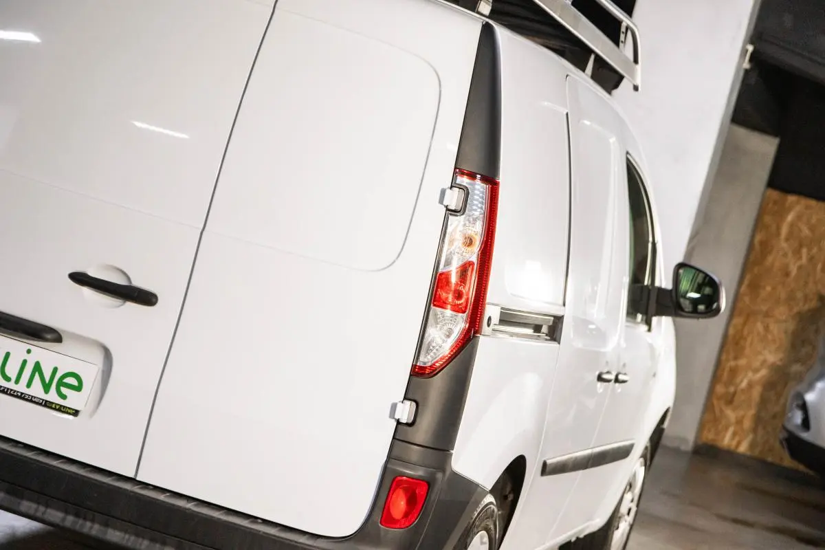 Renault Kangoo Z.E. 33 KW - IVA DEDUTIVÉL - BATERIAS PRÓPRIAS 11